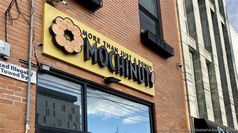 Mochinut is a very cool food stall concept tucked into the H-Mart over in Paramus across from the Garden State Plaza. . Mochinut bayshore